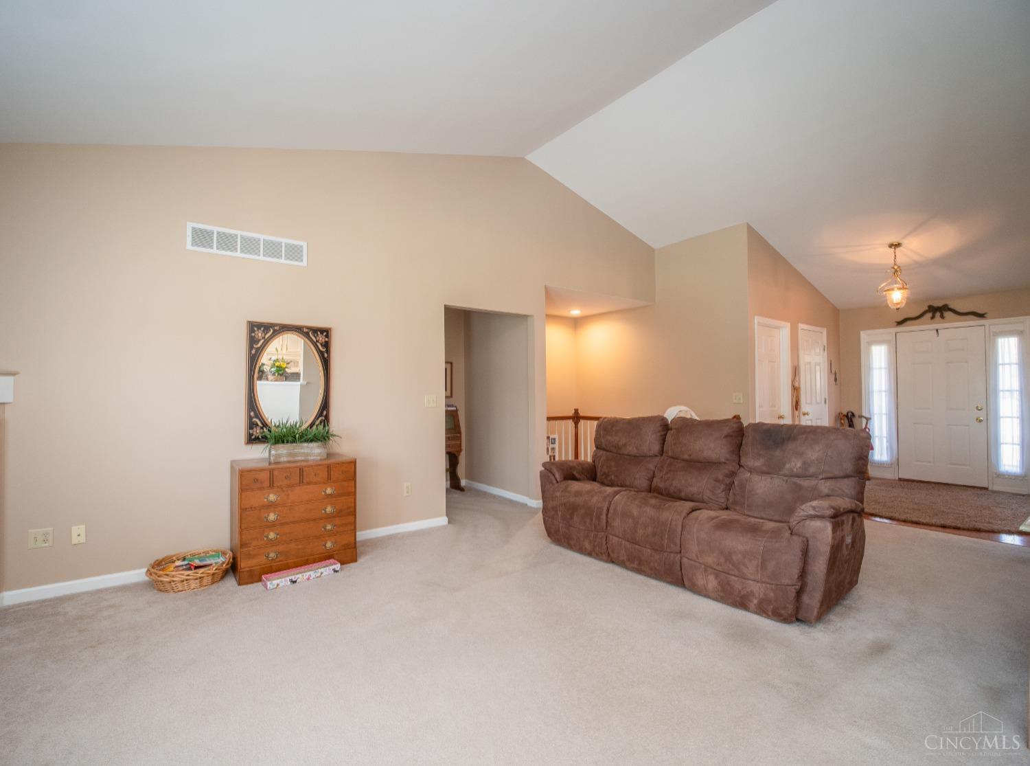 4938 Isaac Lane