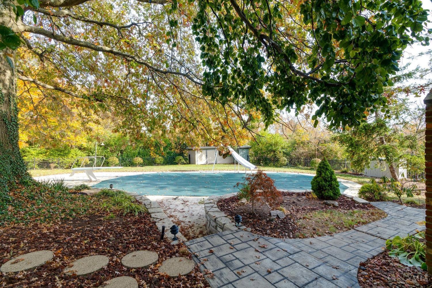 5316 Race Road