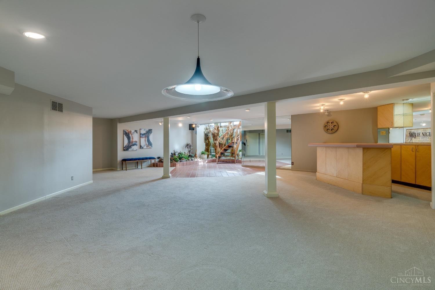 5316 Race Road