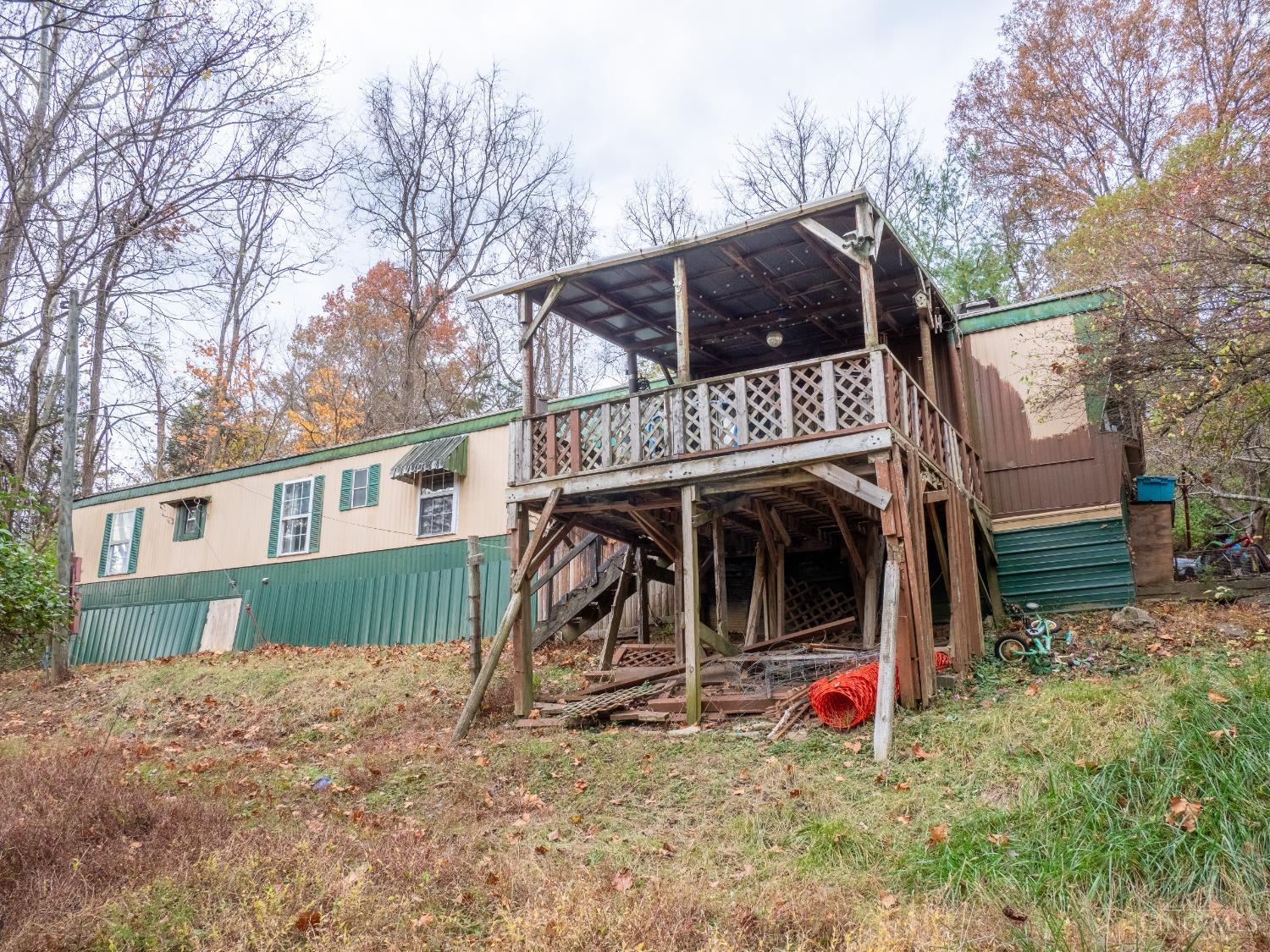 733 Maple Creek Road