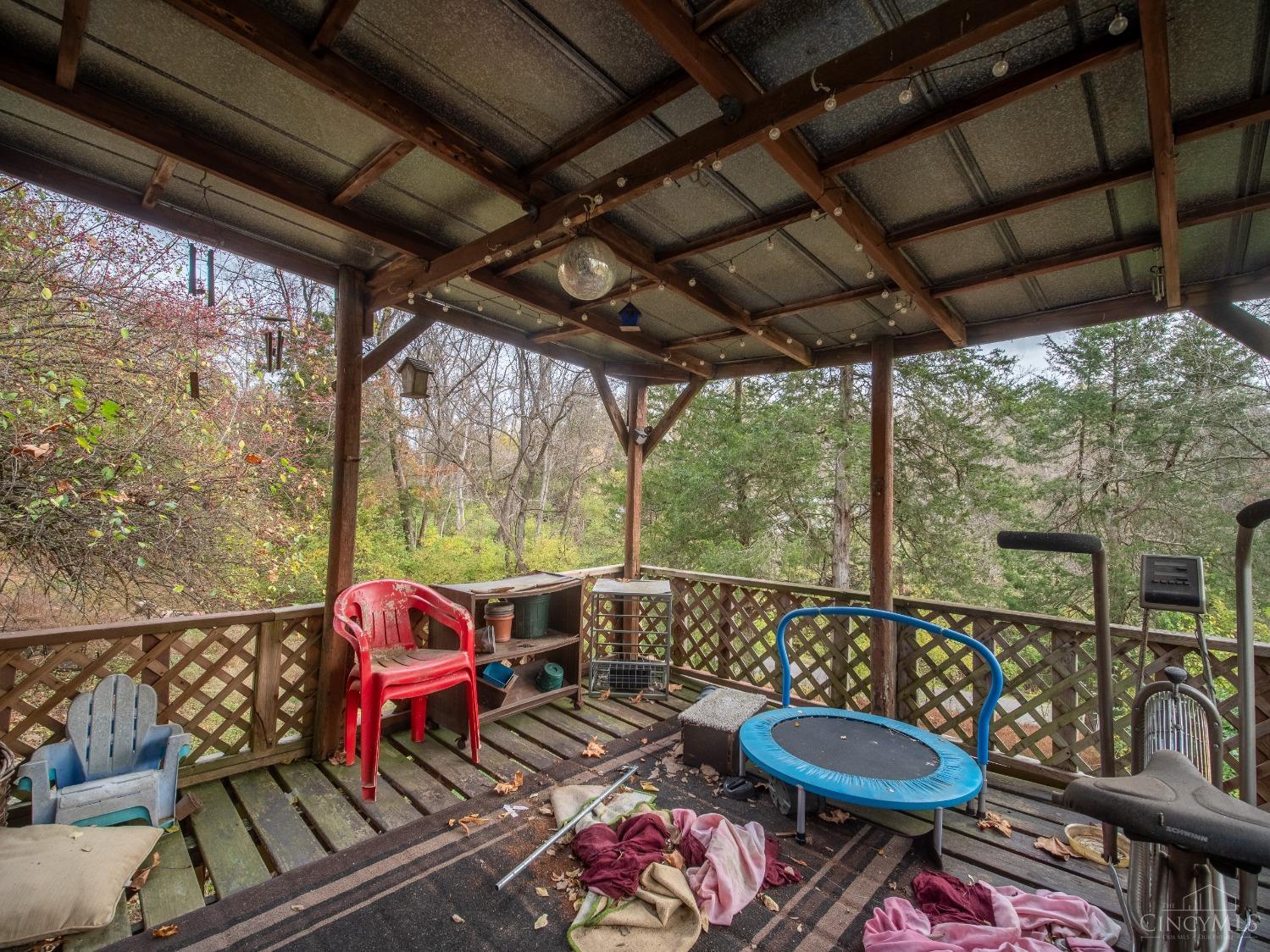 733 Maple Creek Road