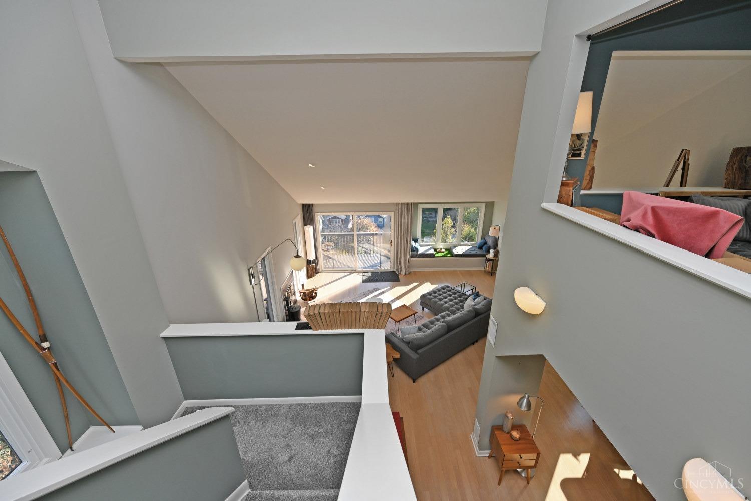 2600 Cleinview Avenue Unit: 8