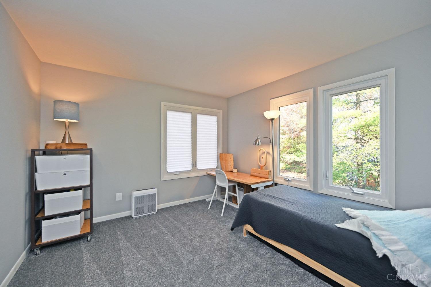 2600 Cleinview Avenue Unit: 8
