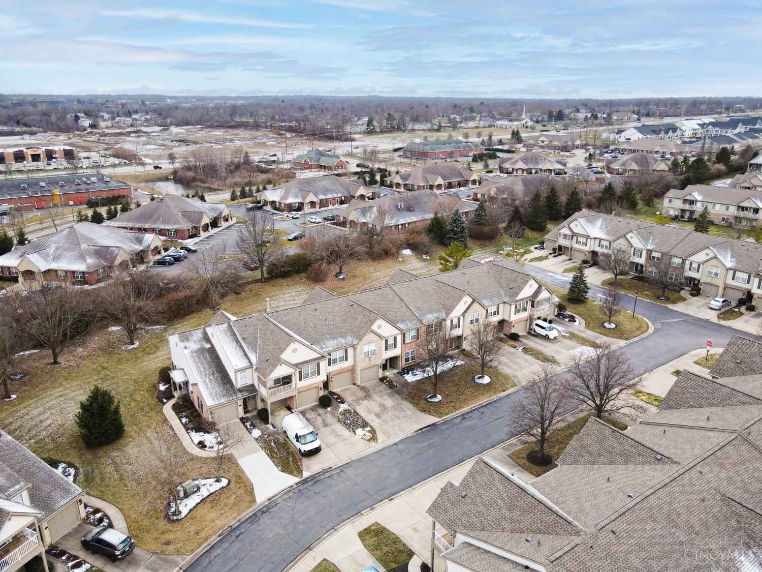 6283 Lakesprings Drive