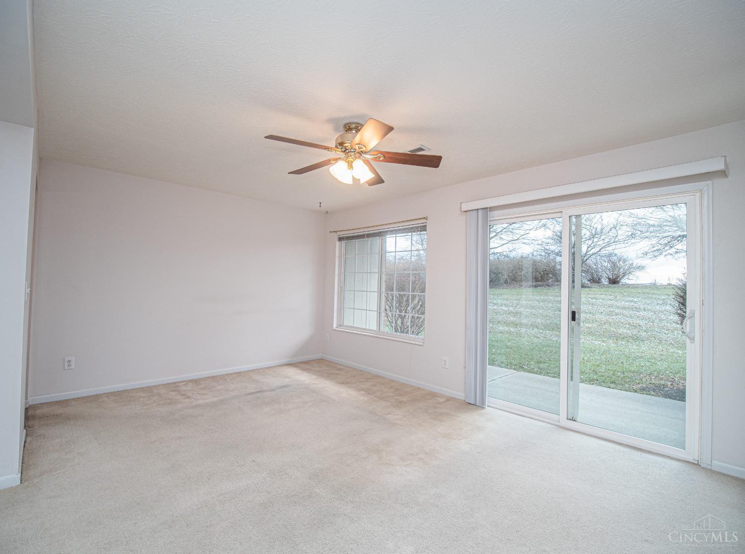 6283 Lakesprings Drive