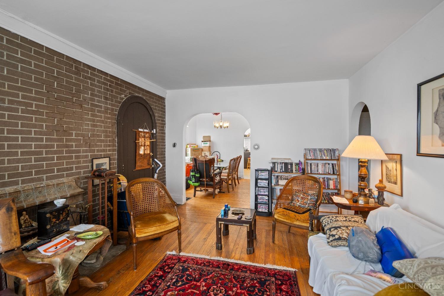 2722 River Road
