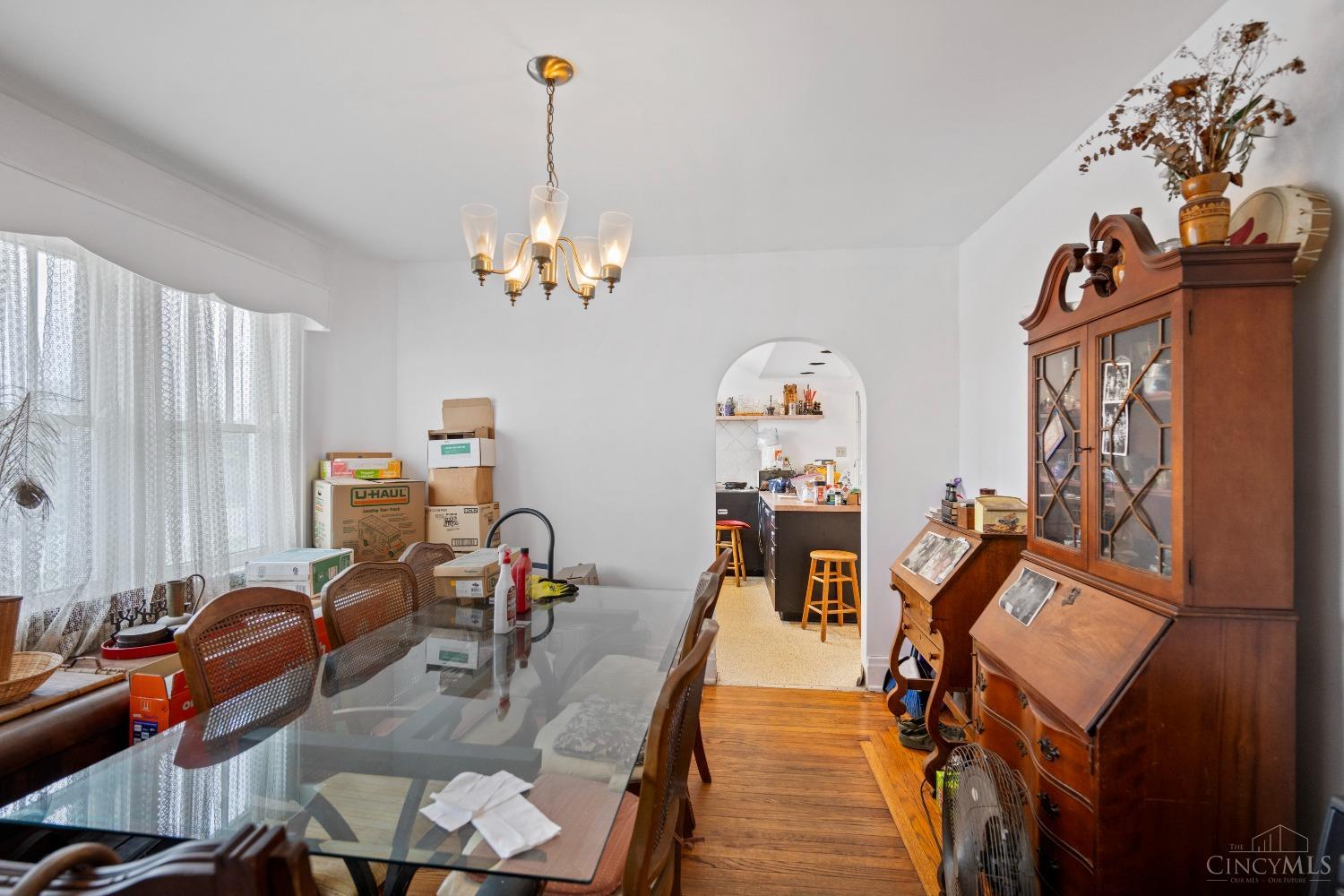 2722 River Road