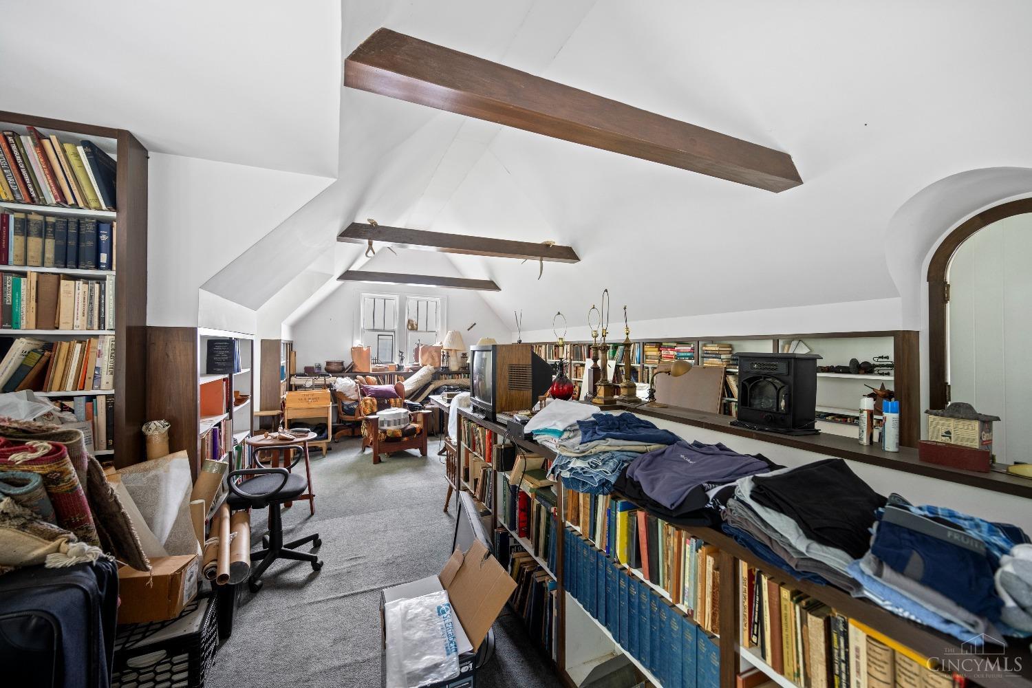 2722 River Road