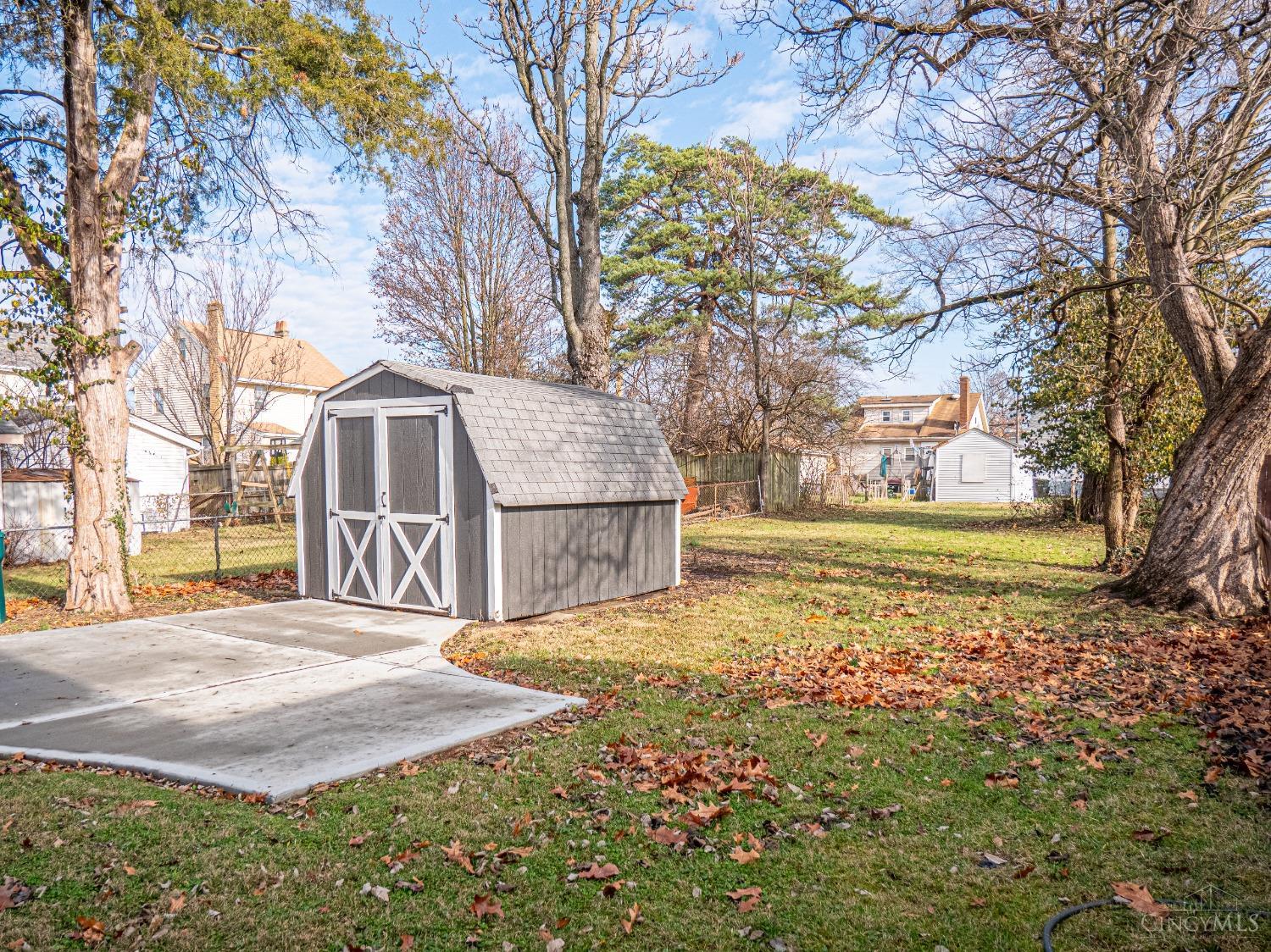 3264 Lakeview Street