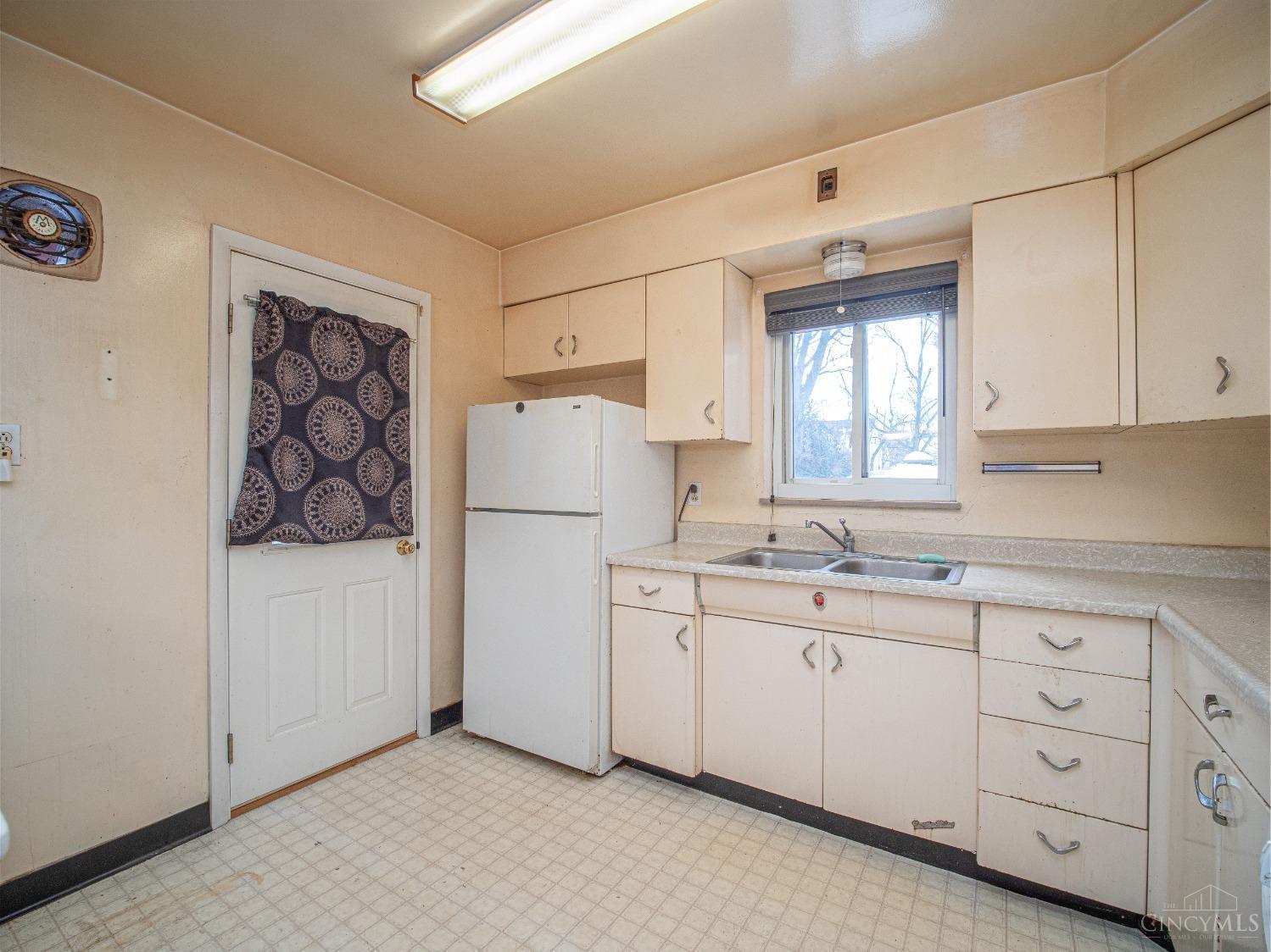 1608 Norcol Lane