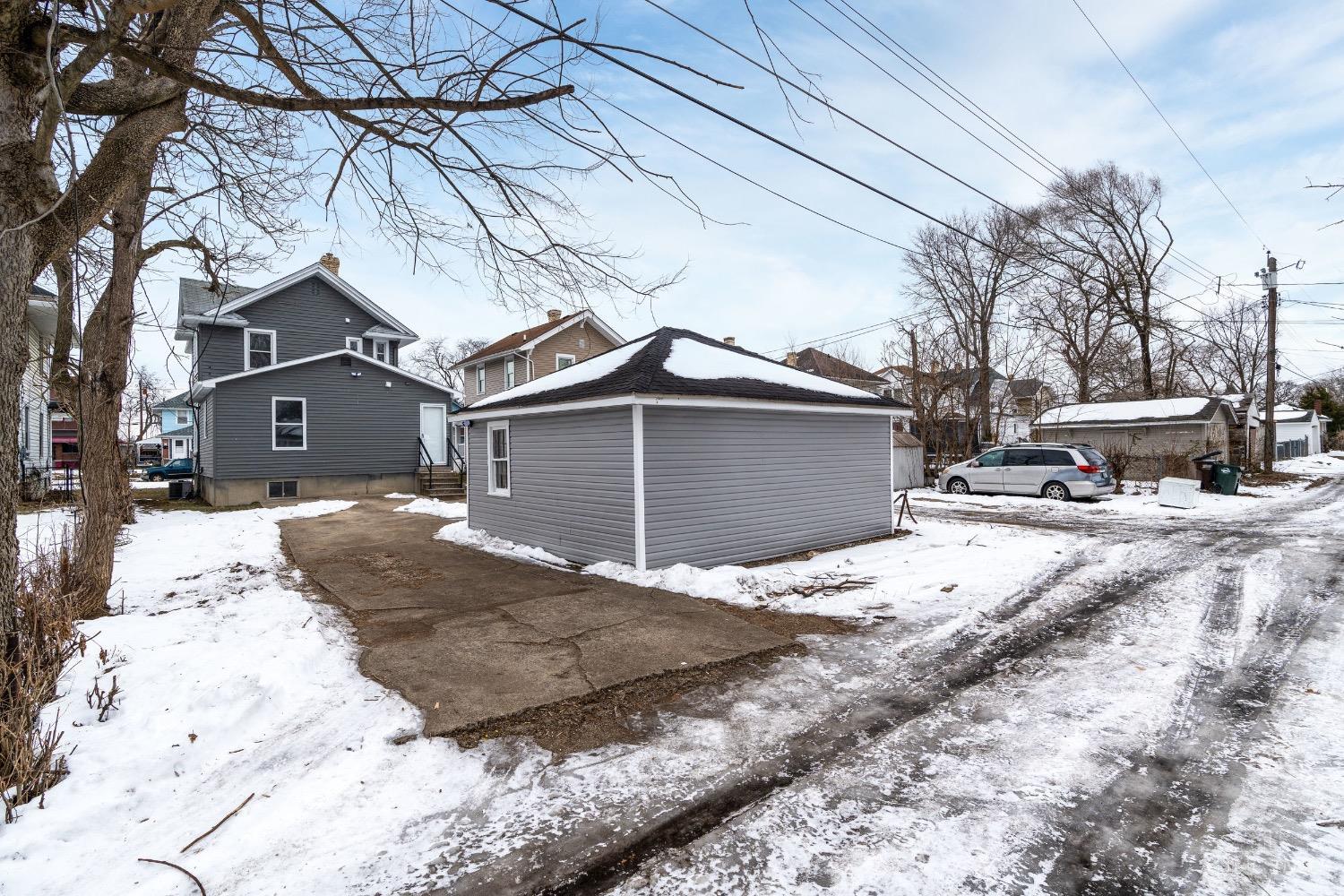 802 Fourteenth Avenue