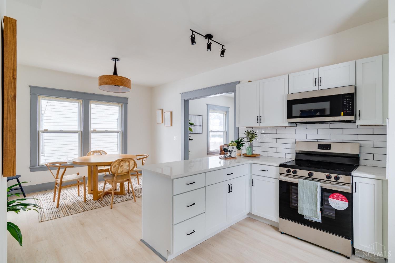 802 Fourteenth Avenue