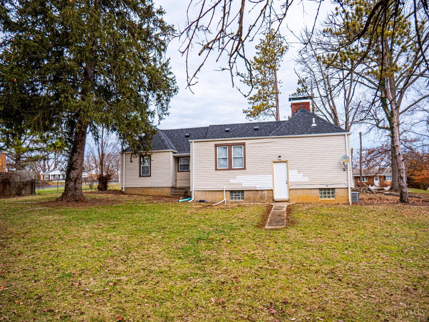 1635 Hudepohl Lane