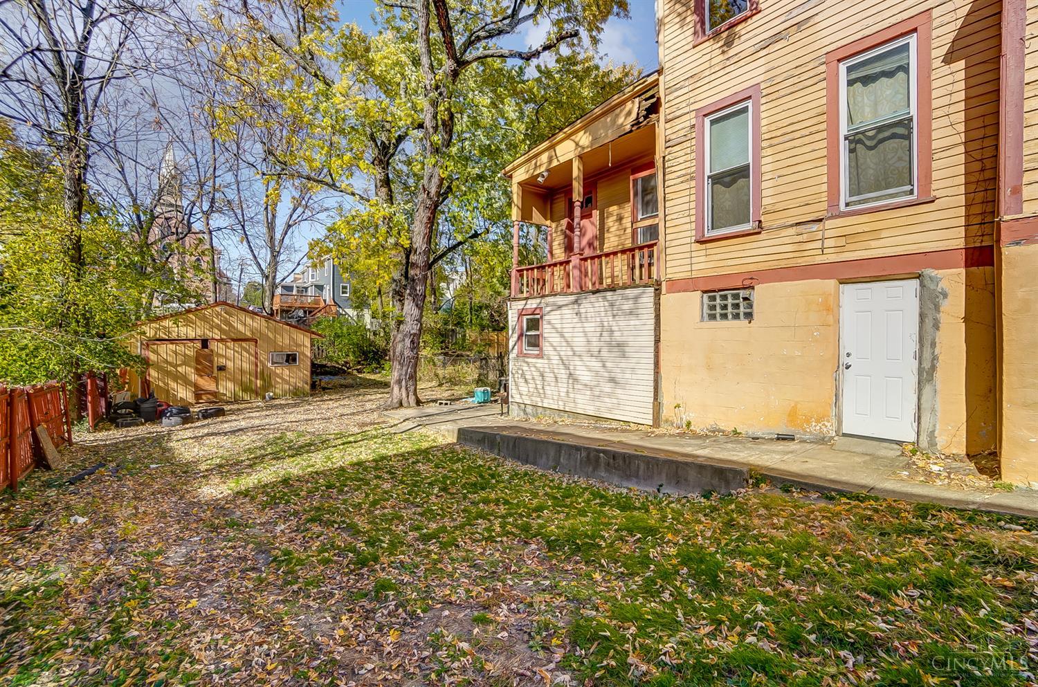 939 Wells Street