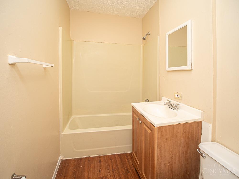 2552 Ring Place