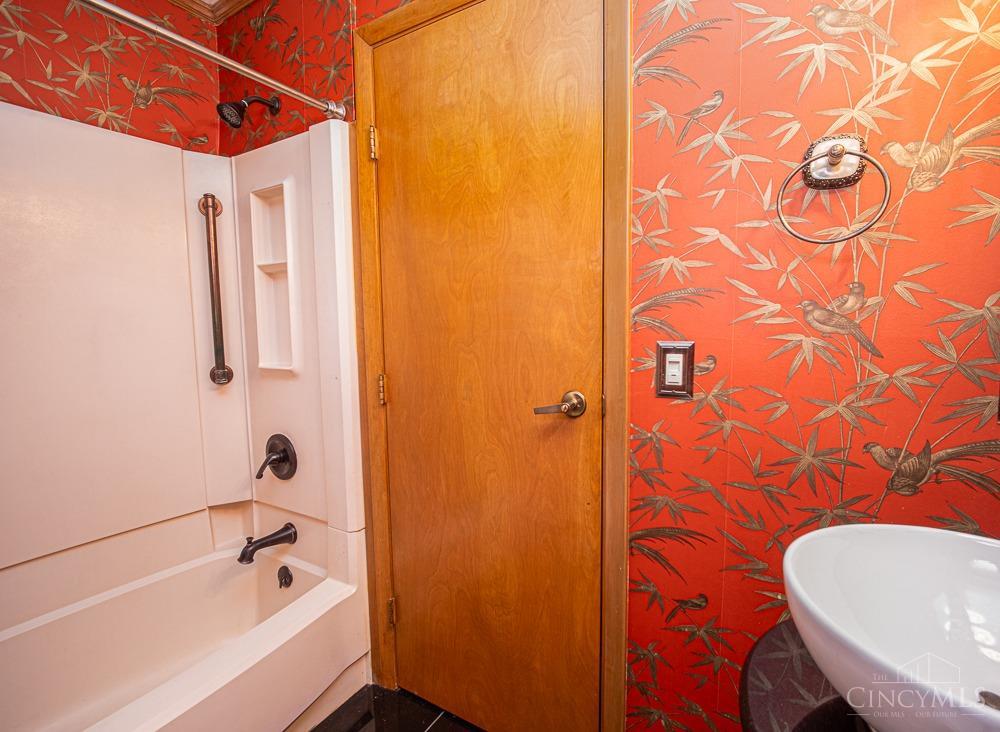 1003 Birney Lane