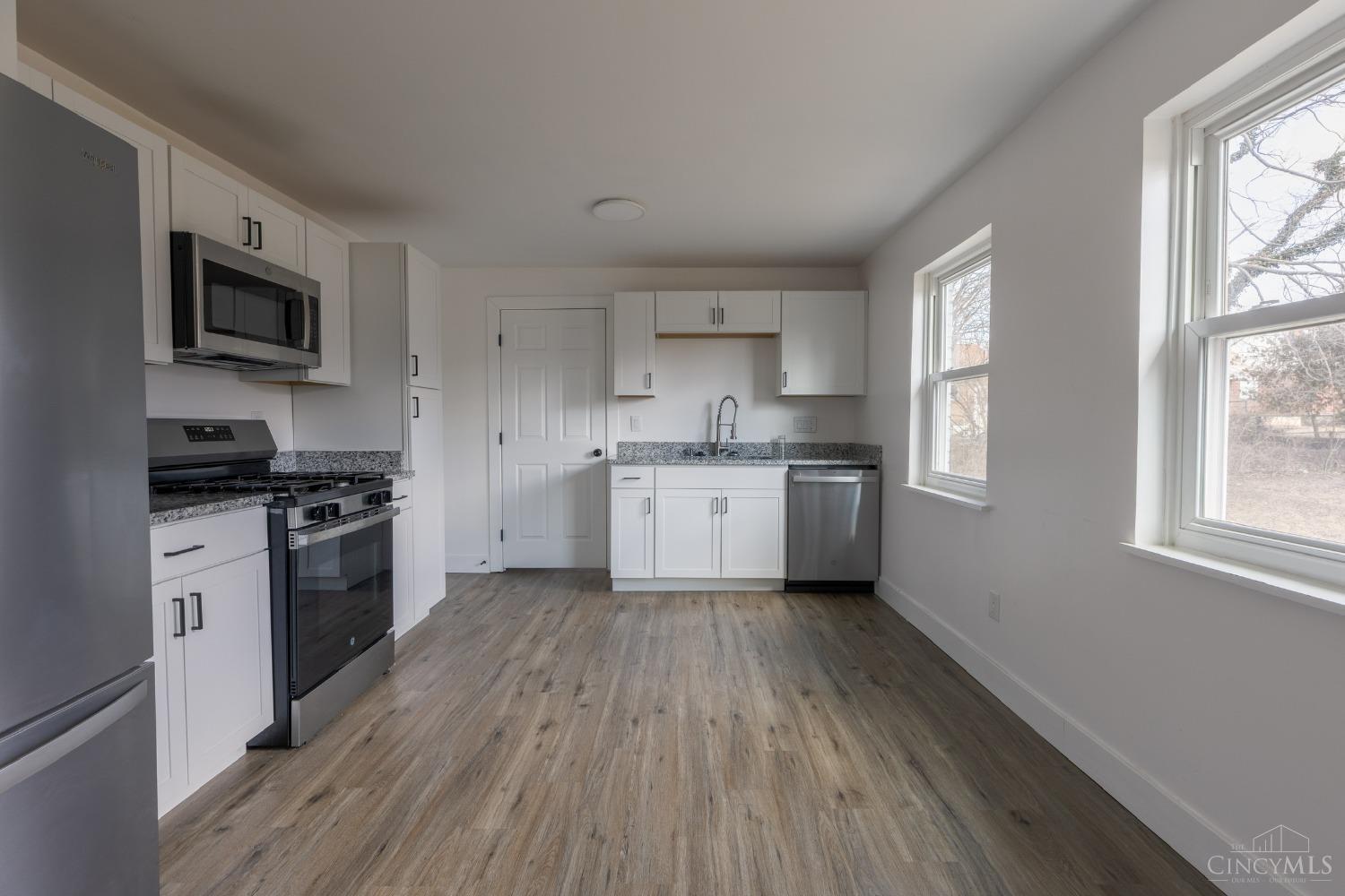 2440 St Albans Avenue