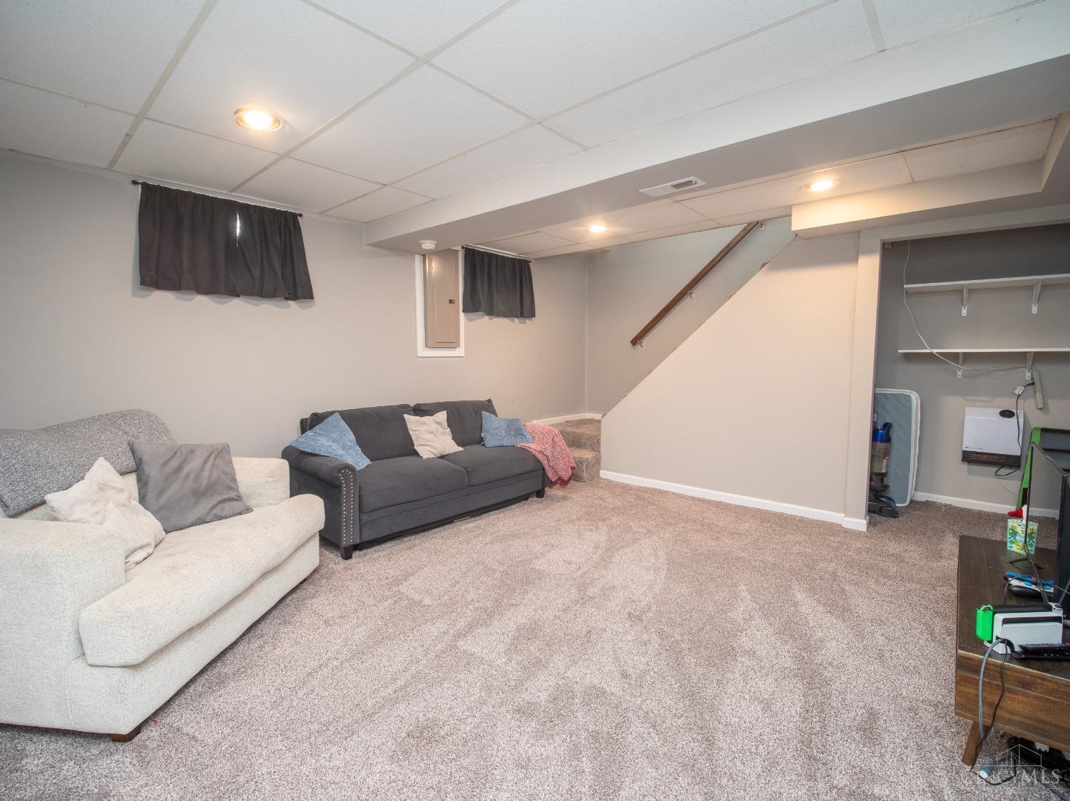 6468 Springdale Road