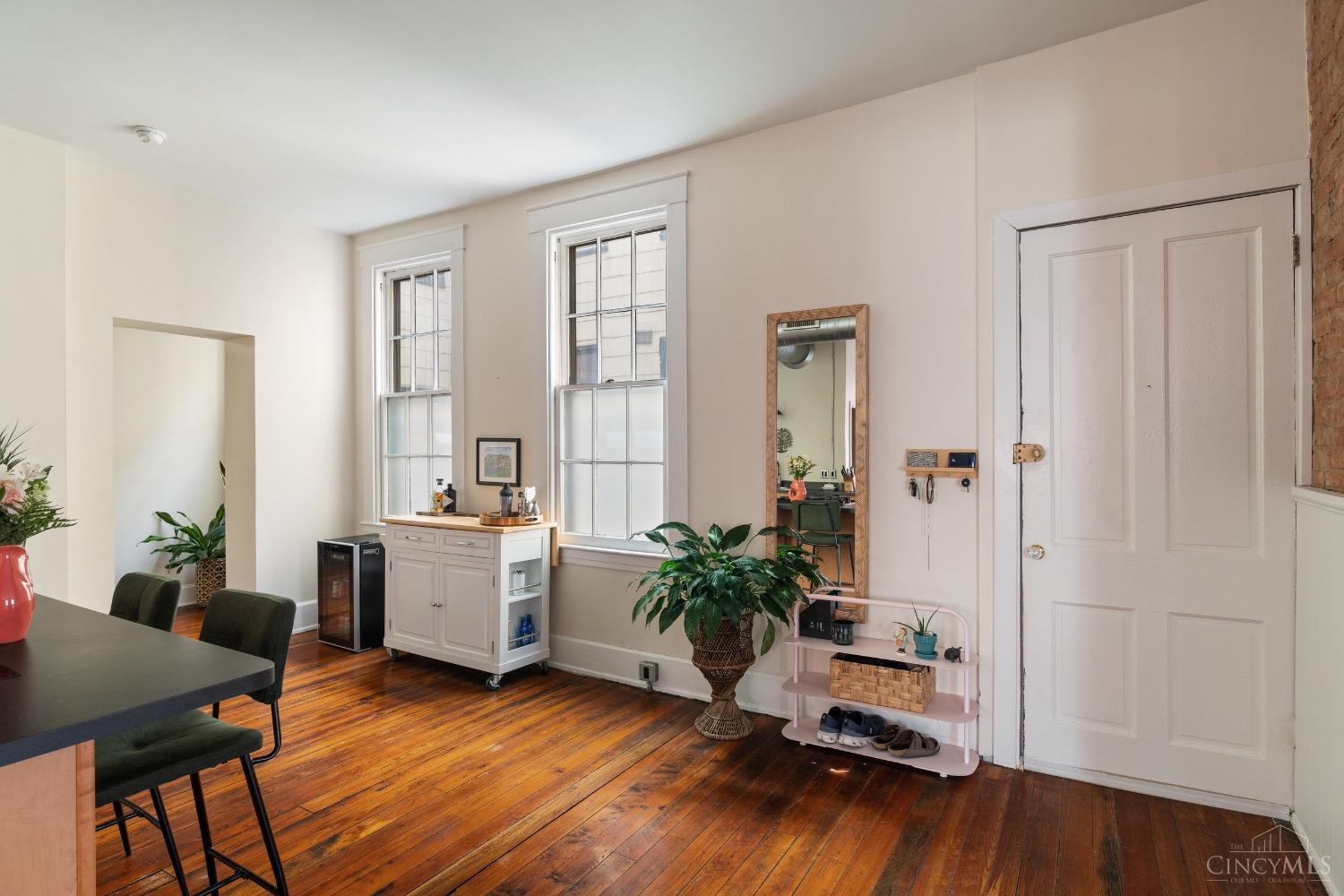 1420 Main Street Unit: 3F