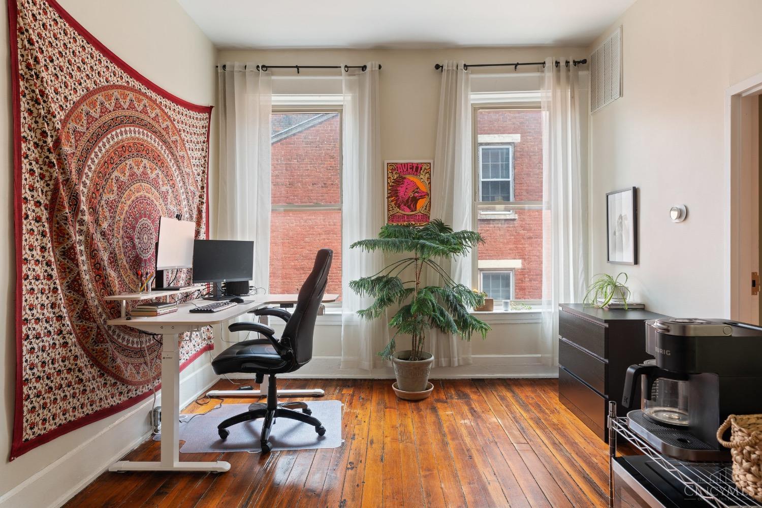 1420 Main Street Unit: 3F