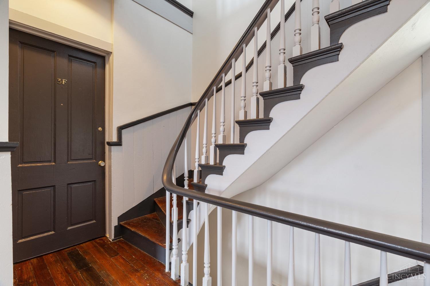 1420 Main Street Unit: 3F