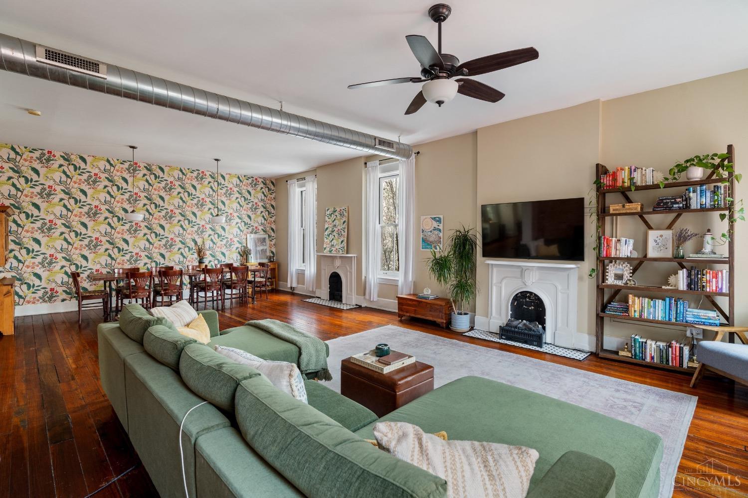 1420 Main Street Unit: 3F