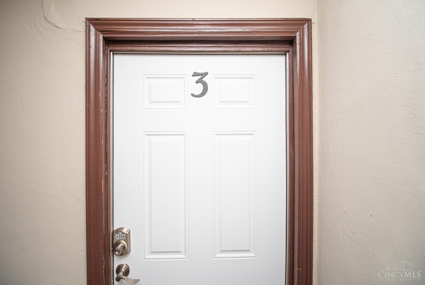 526 Riddle Crest Lane