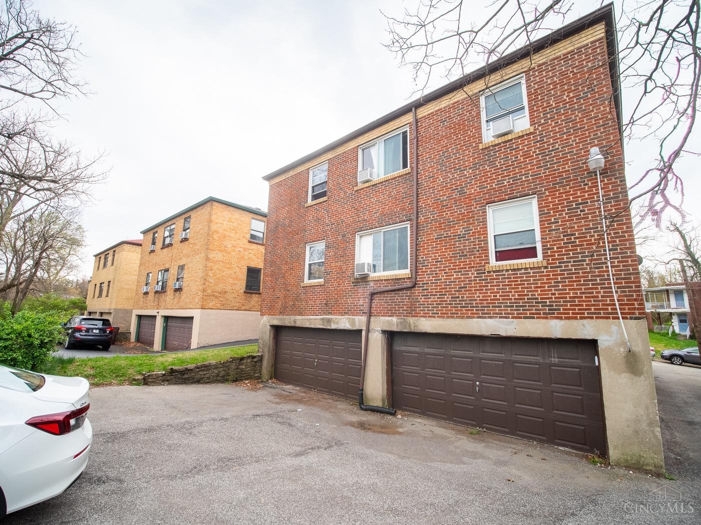 526 Riddle Crest Lane