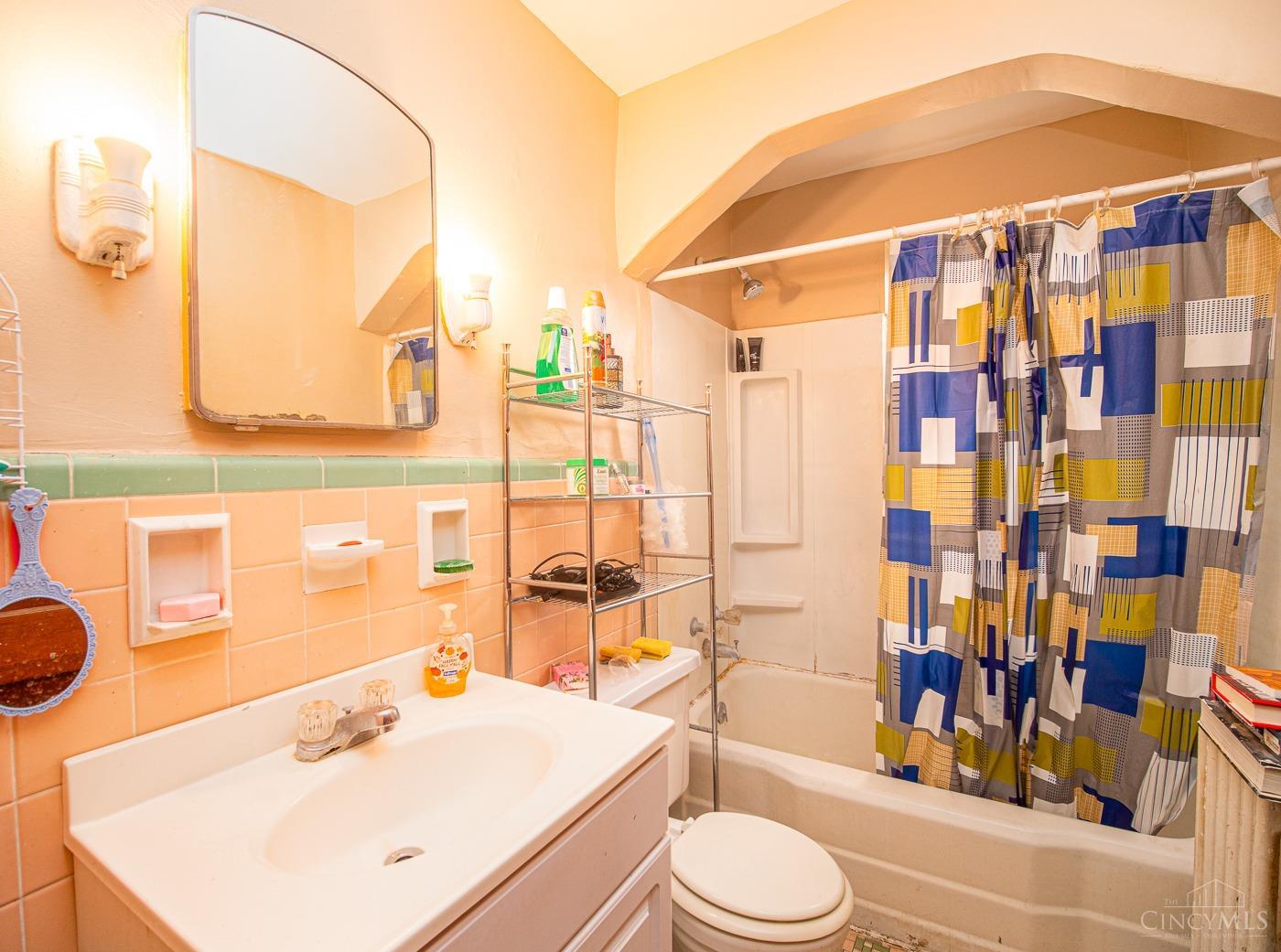 526 Riddle Crest Lane