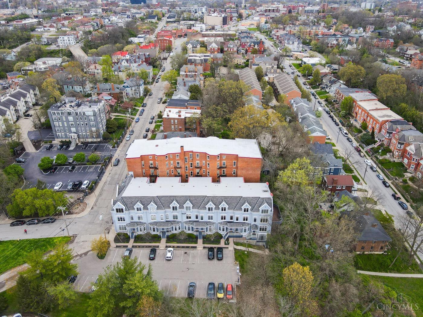 2100 Sinton Avenue 15