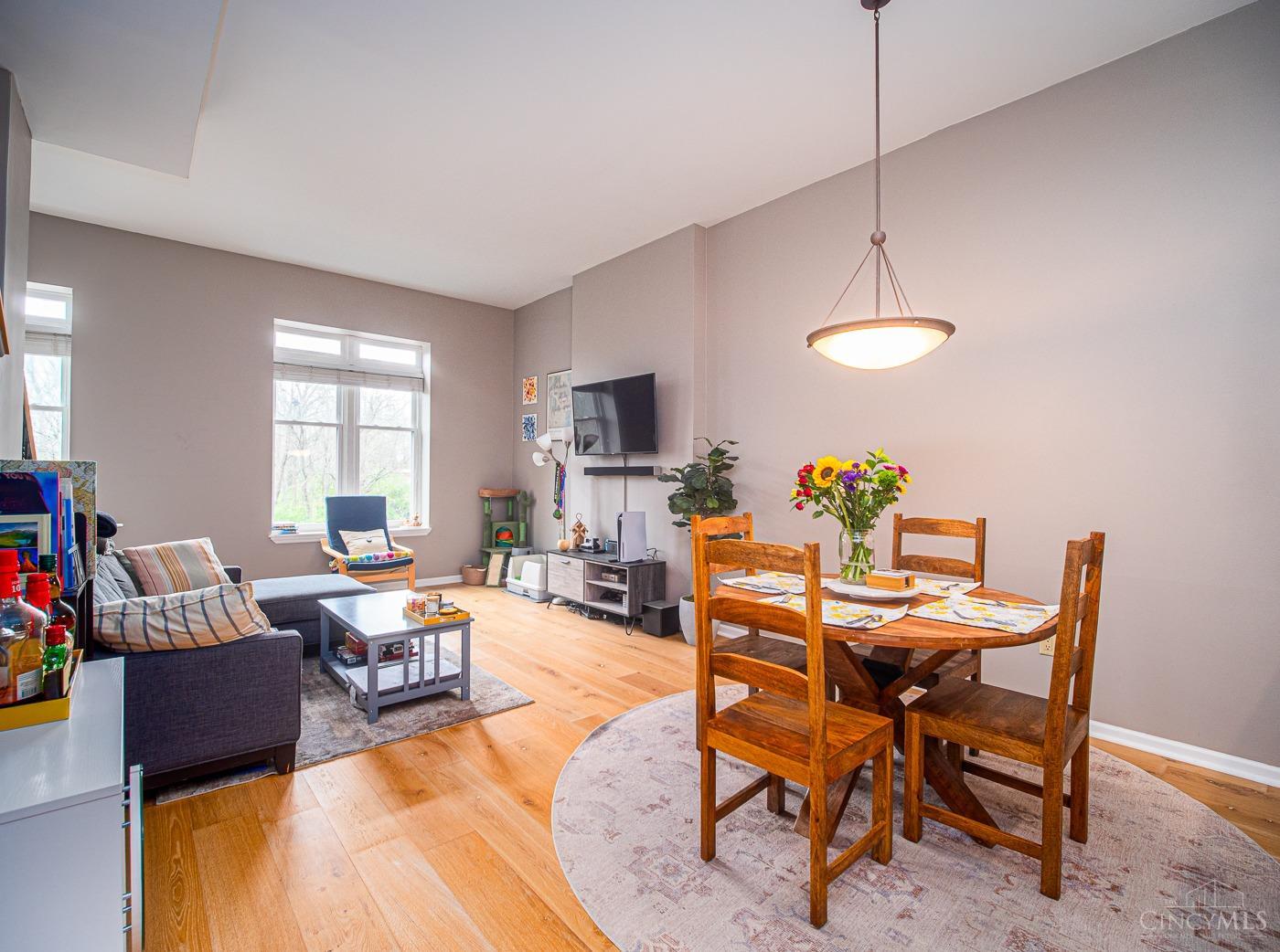 2100 Sinton Avenue 15