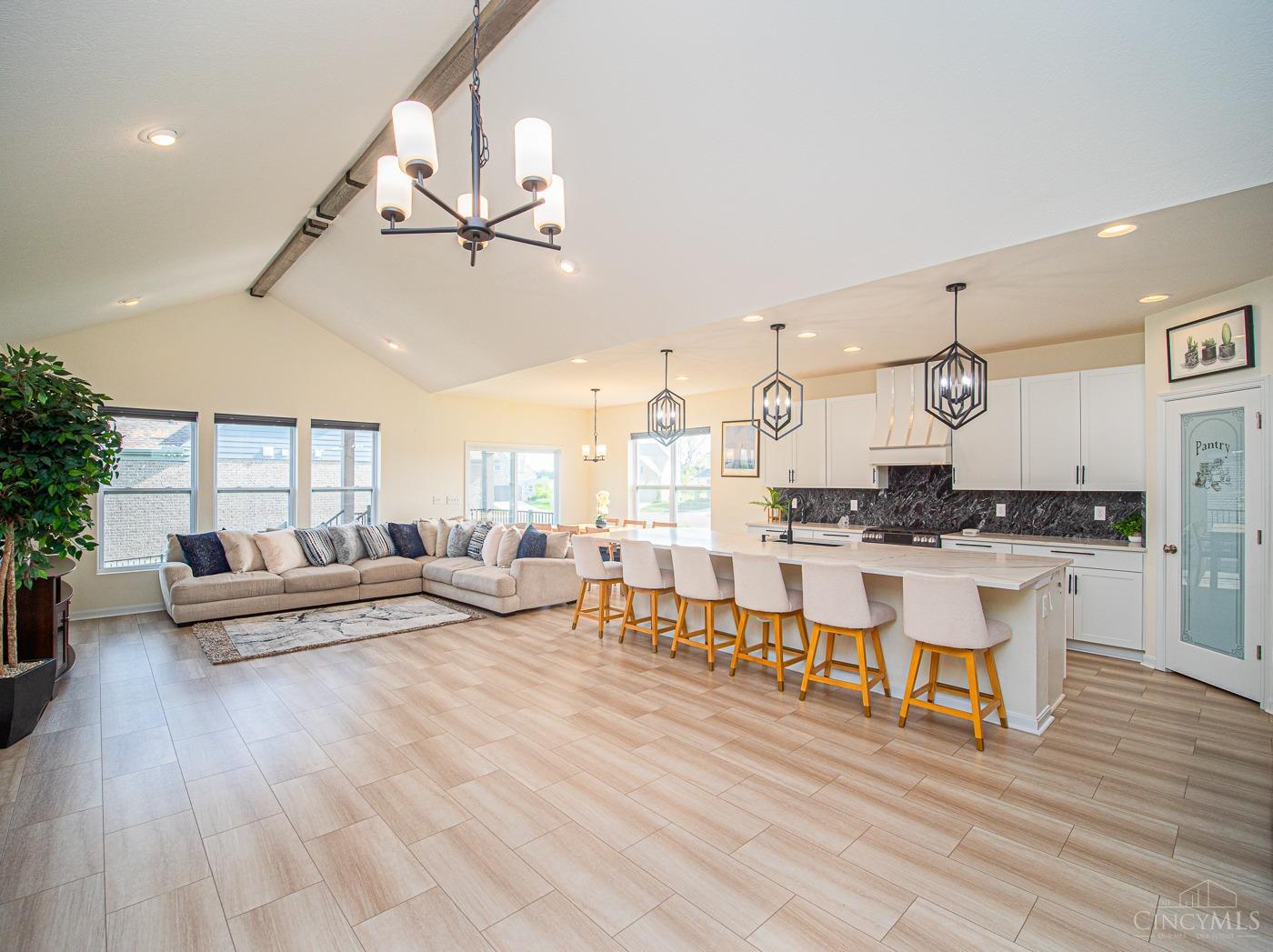 10015 Washington Glen Drive