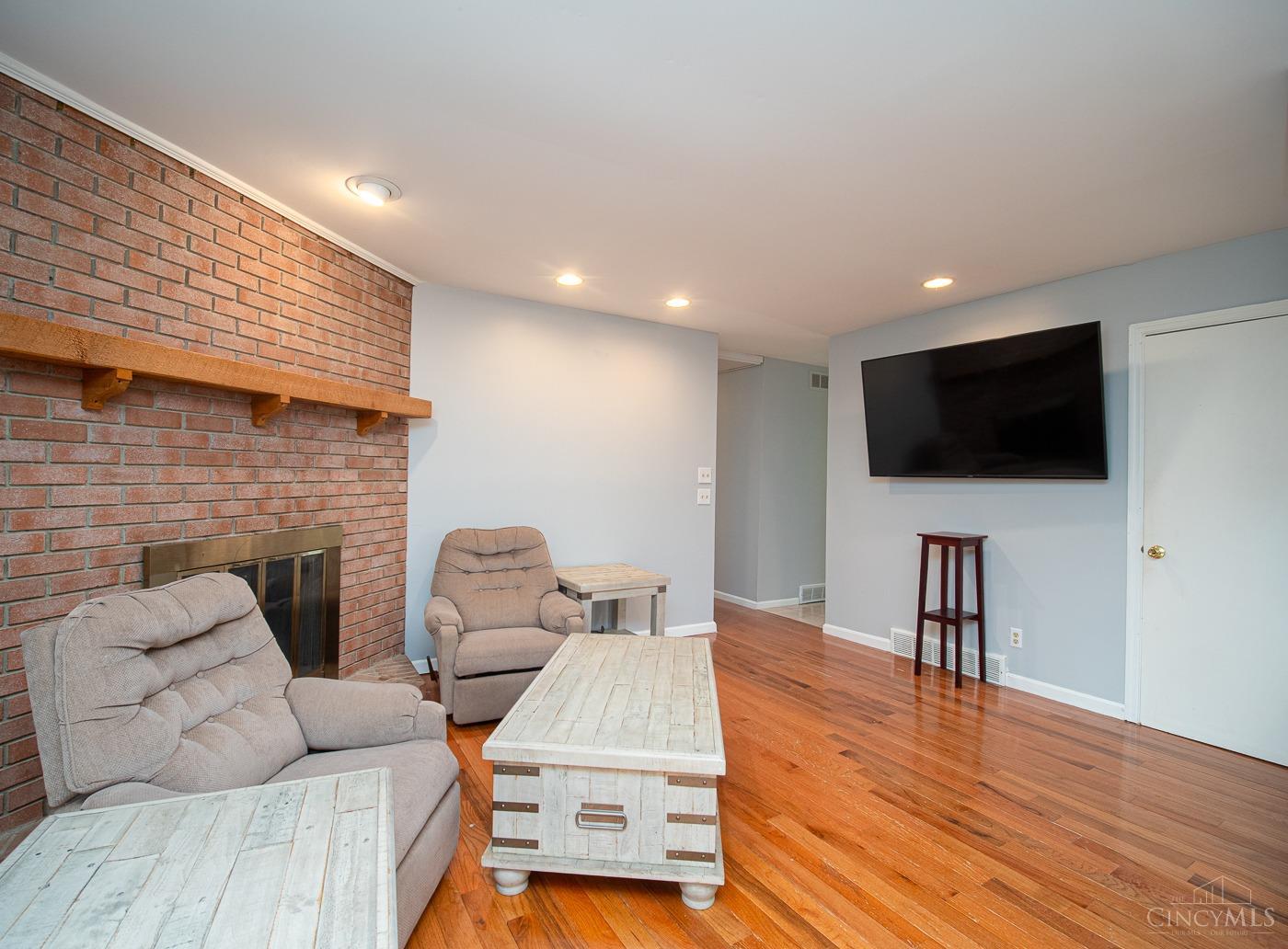 2851 Westonridge Drive