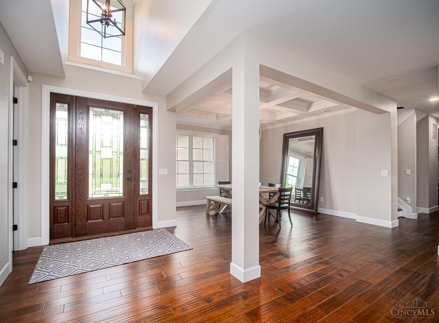 5393 Kings Ridge Way