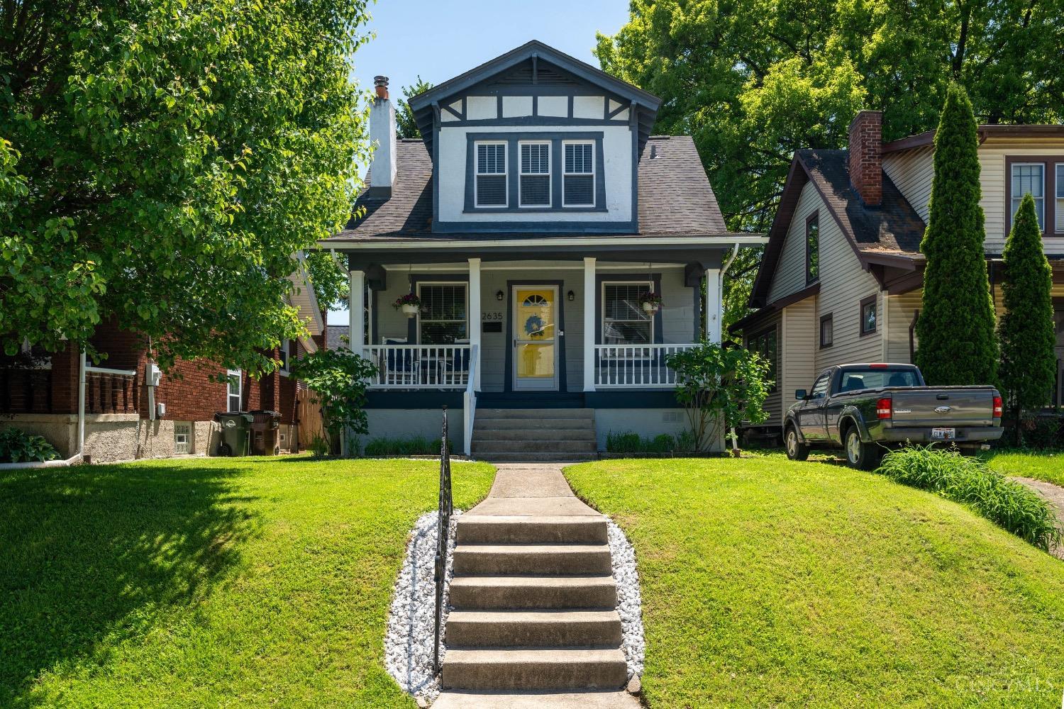 2635 Ida Avenue