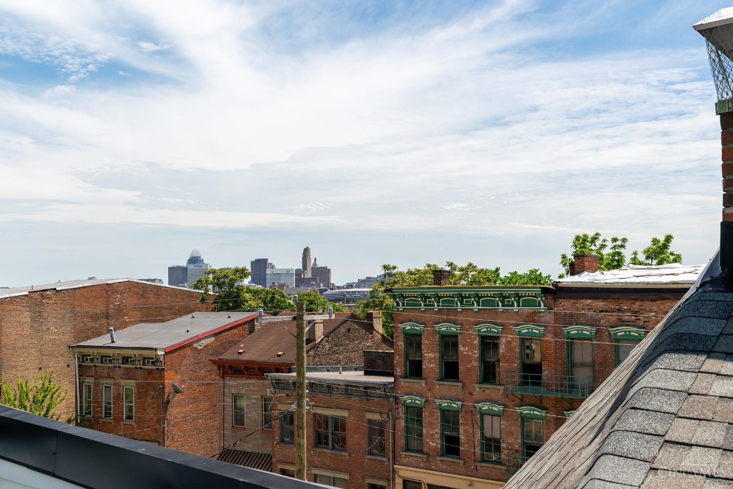464 W Mcmicken Avenue