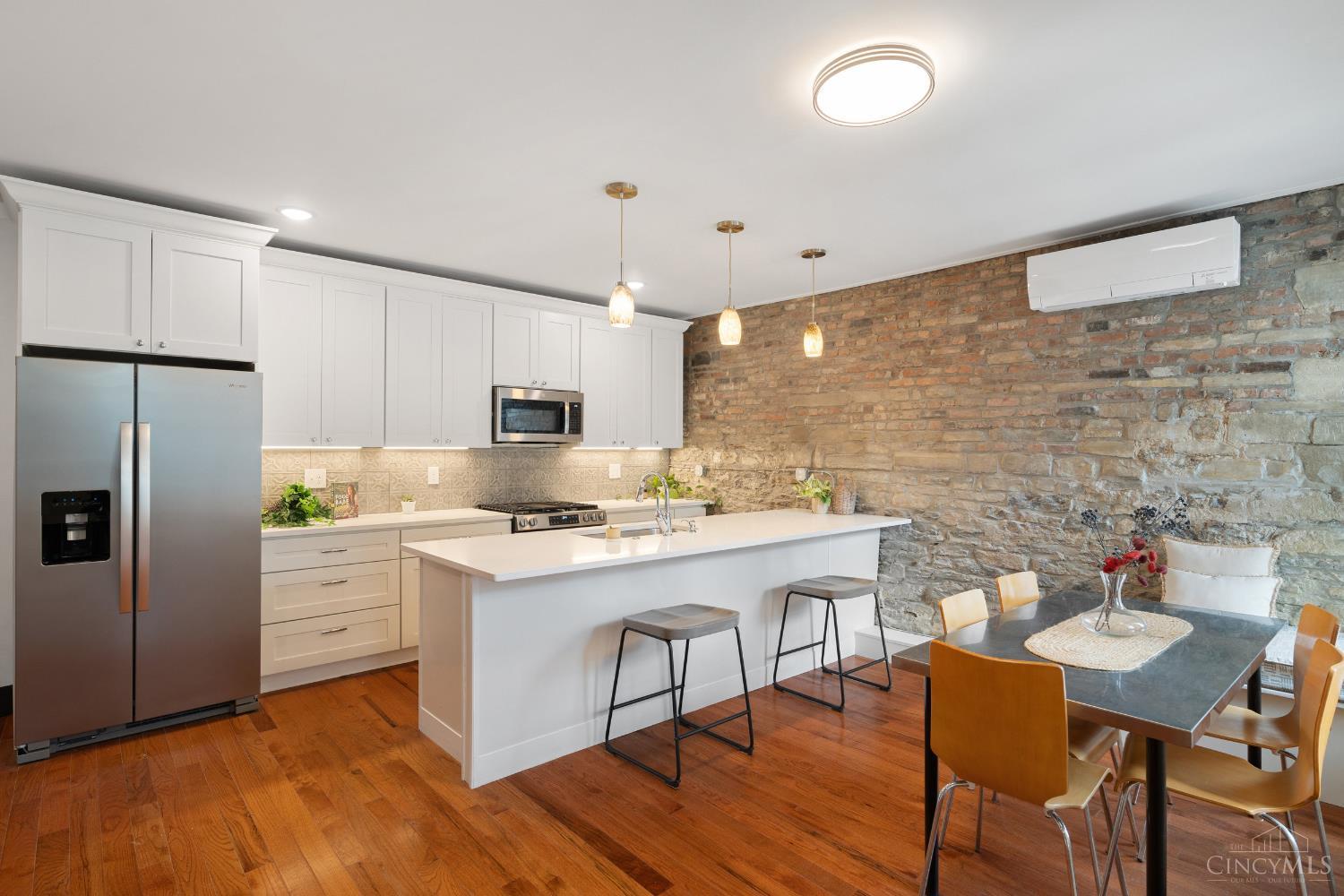 464 W Mcmicken Avenue