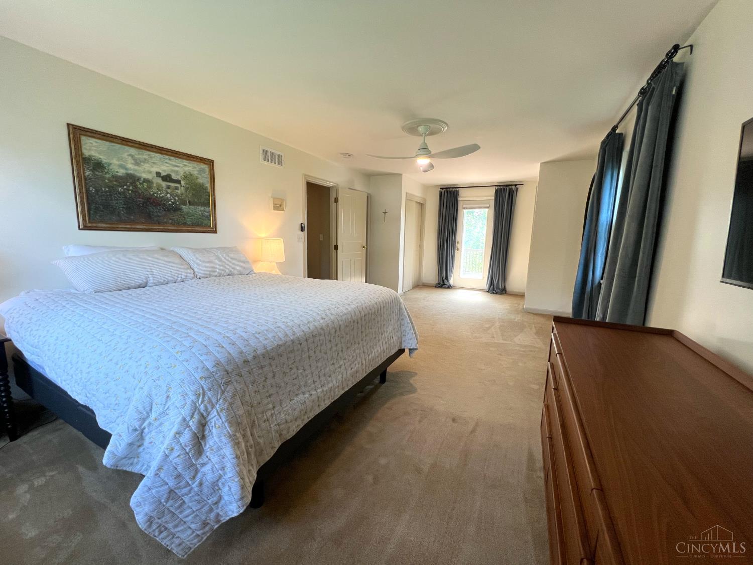 469 Whitestone Court
