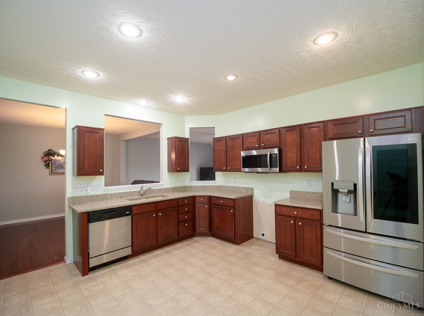 9413 Stoneybrooke