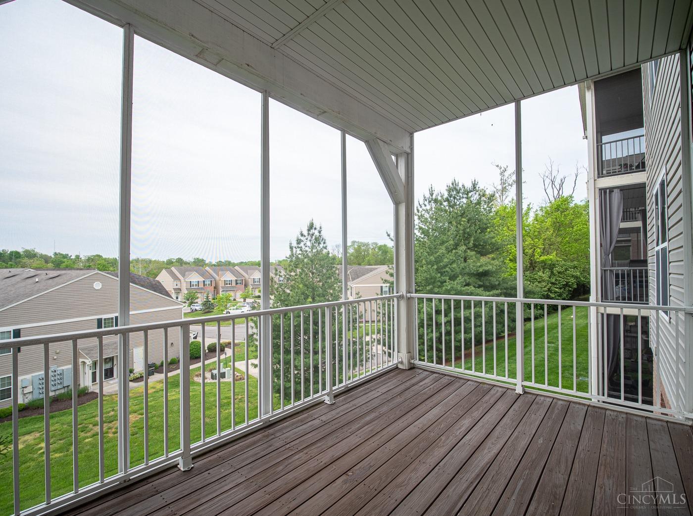 9413 Stoneybrooke