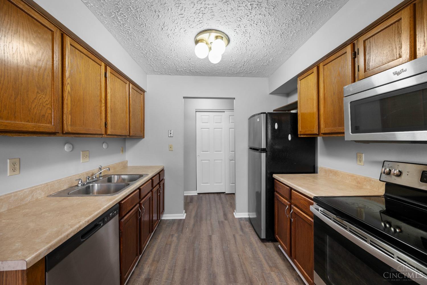 5087 Tri County View Drive