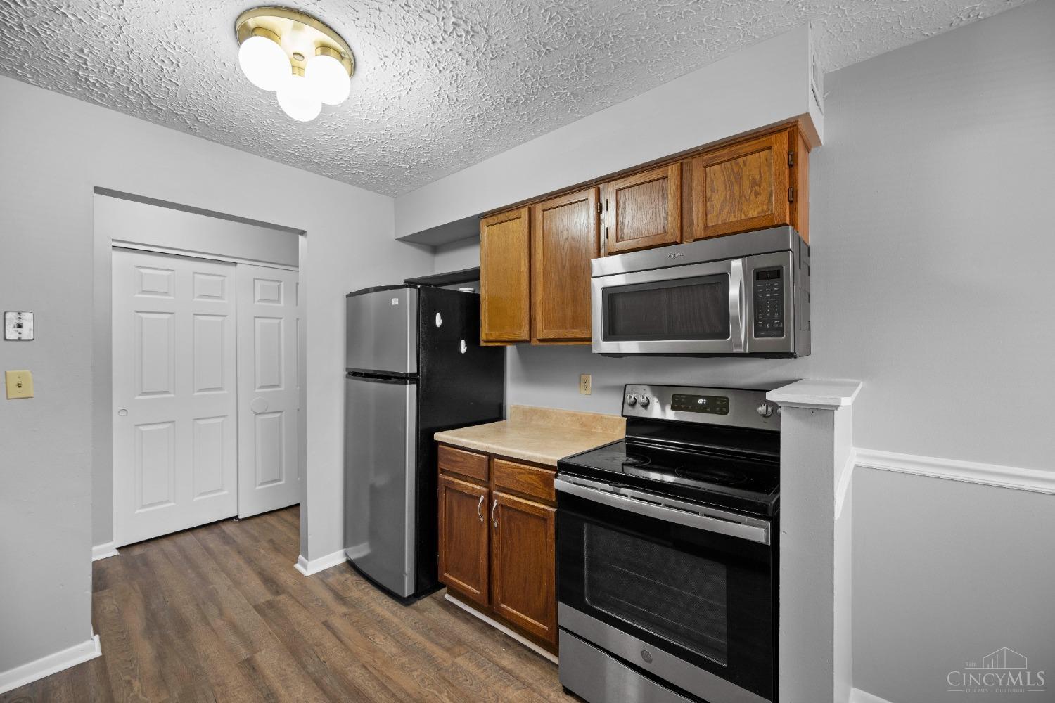 5087 Tri County View Drive