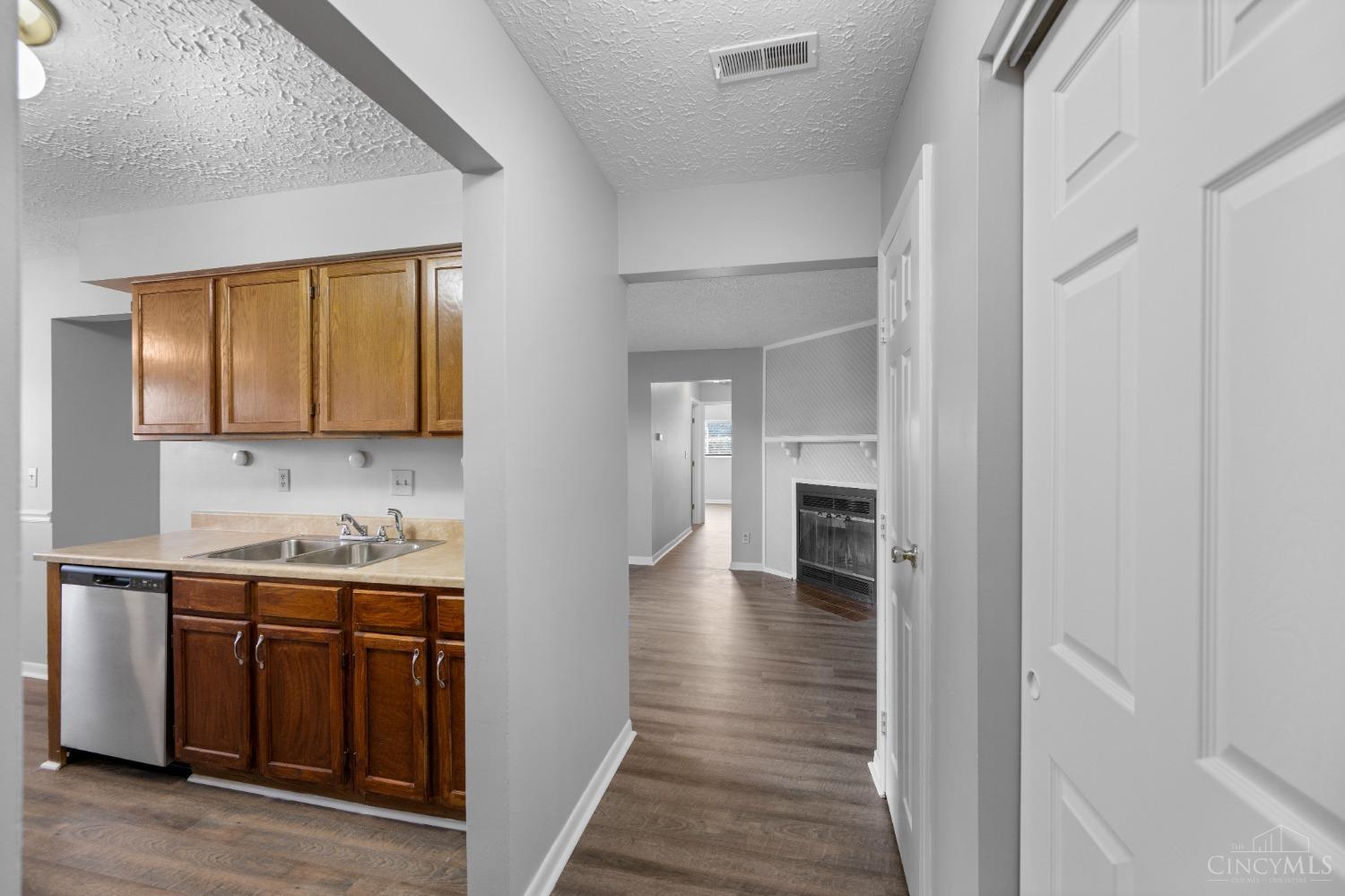 5087 Tri County View Drive