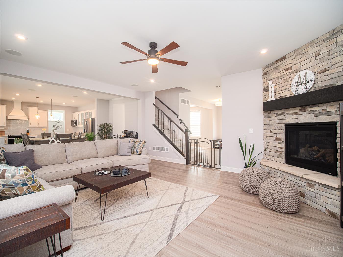 5101 Greenview Lane