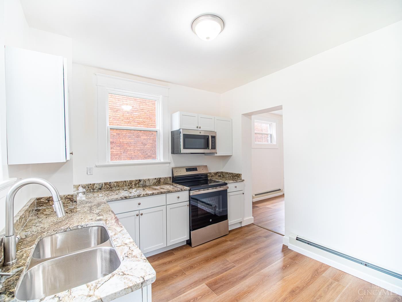 2408 Highland Avenue