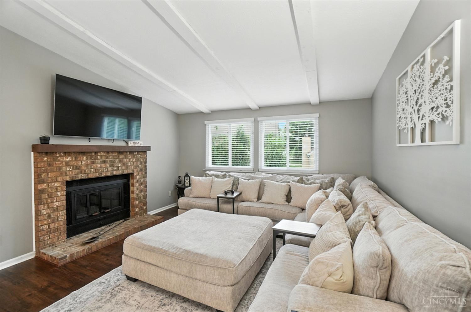 5384 Pine Valley Drive