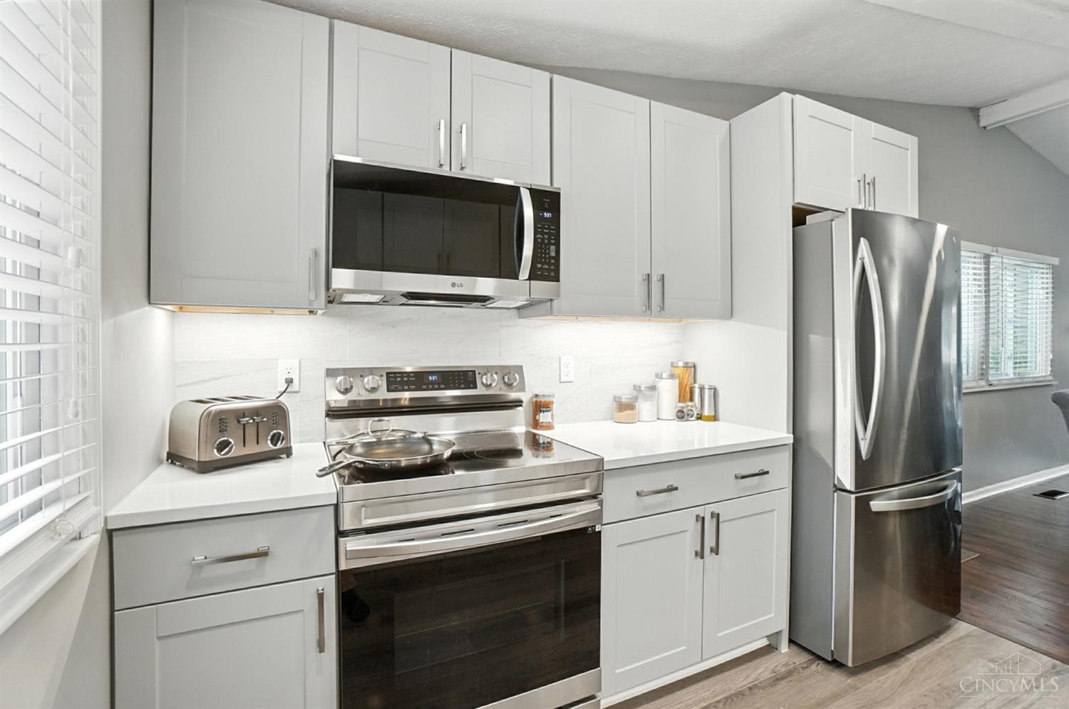 5384 Pine Valley Drive