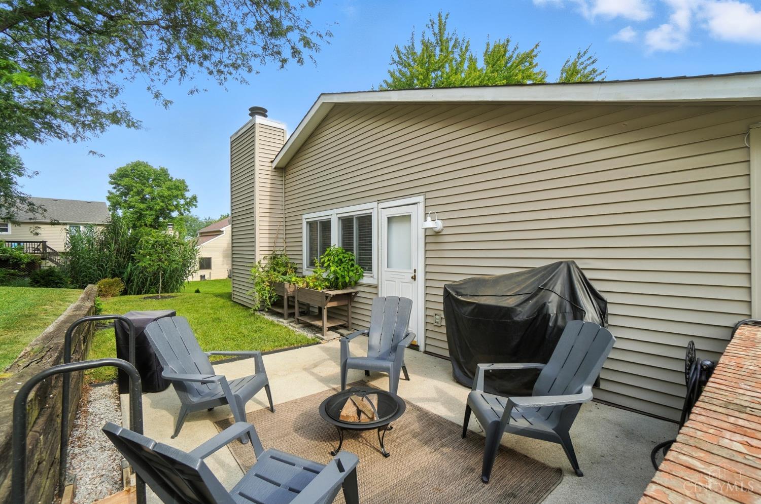 5384 Pine Valley Drive