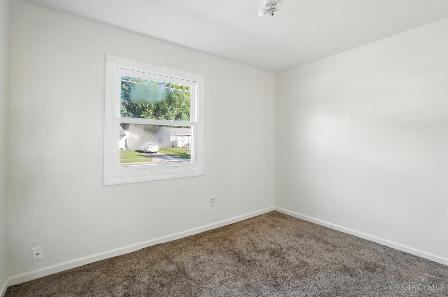 3437 Redskin Drive