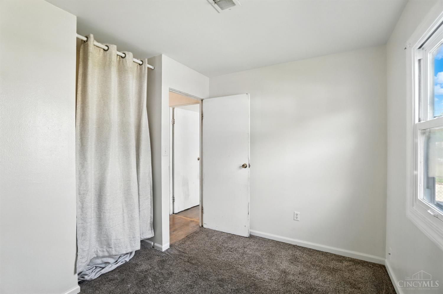 3437 Redskin Drive